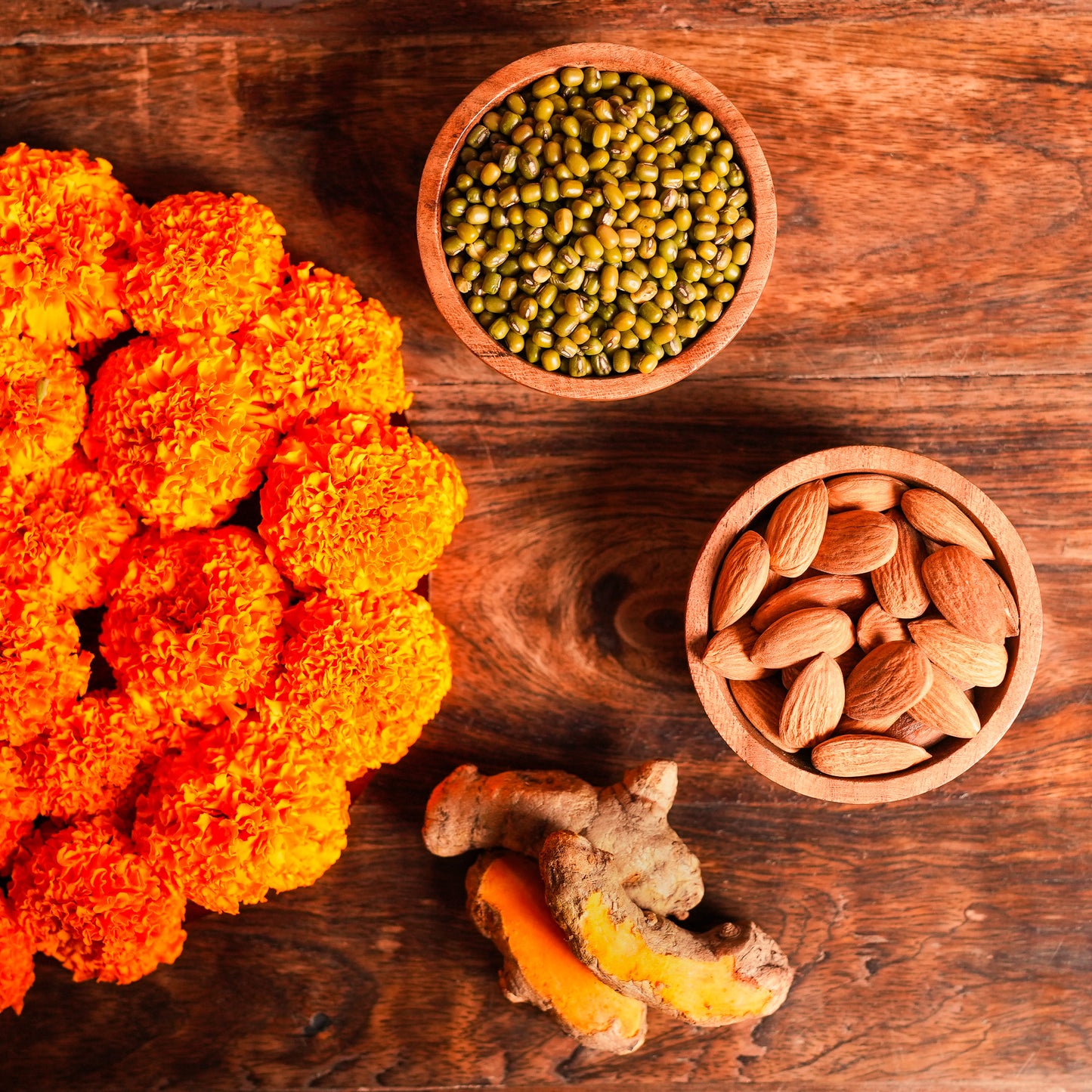 Nuskaa 100% Organic Traditional Body Ubtan With Wooden Spoon & Bowl